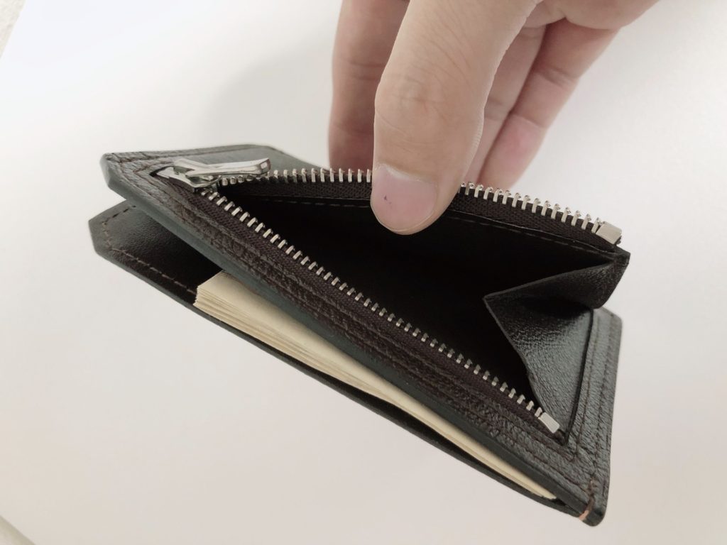 【レビュー】ラルコバレーノのミニ財布を半年使ってみた感想【口コミ・評判を解説】 – こーたログ